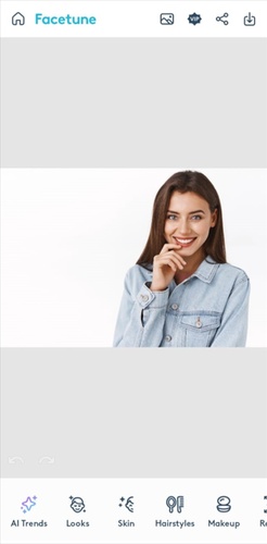 Facetune App Photo Retouch Screen