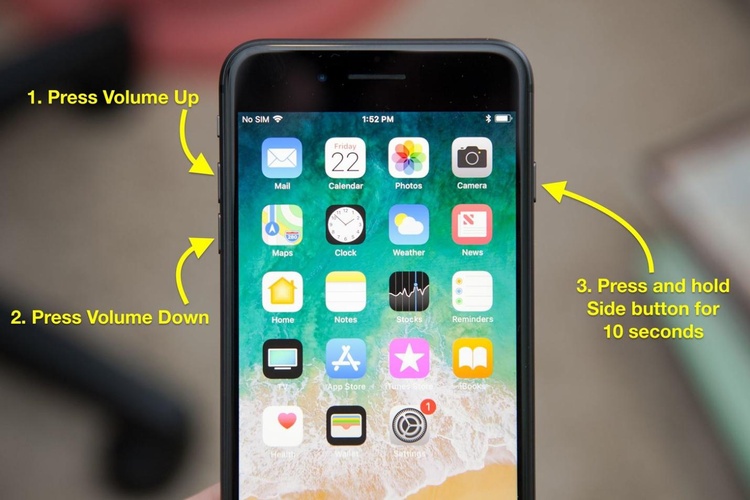 وضع iPhone في وضع الاسترداد وتثبيت iOS 26