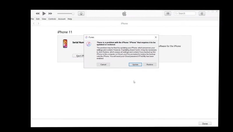 Cliquer sur Mettre à jour et non Restaurer dans Finder