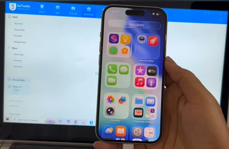 إعادة تشغيل iPhone بعد رسالة الإكمال