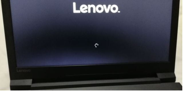 Леново черный экран что делать. Ноутбук Lenovo ВИС.