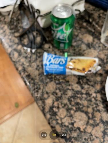 iphone 12 camera not focusing