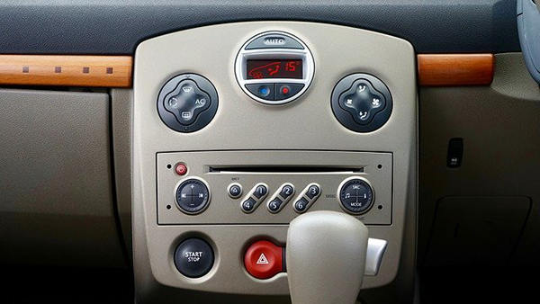 what to do with old ipod touch - car music player