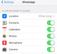 revoke whatsapp permissions to fix whatsapp black screen issue